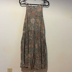 Wishlist Gray/Blue and Red Floral Top